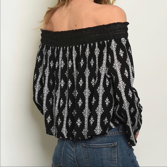 Boho Off-The-Shoulder Black Blouse - Picture 2 of 8
